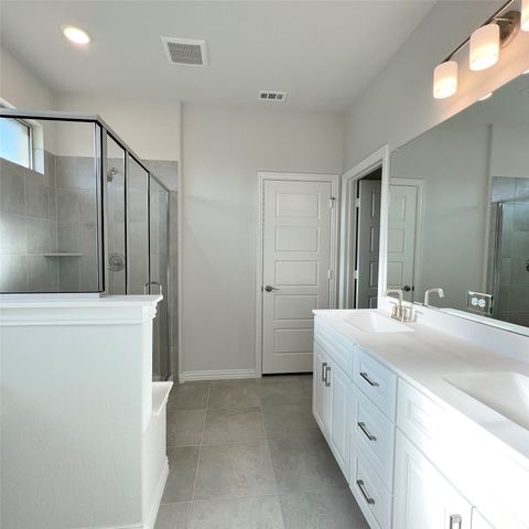 1310 Sundance Lane, Justin, TX 76247