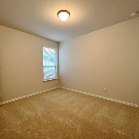 1310 Sundance Lane, Justin, TX 76247