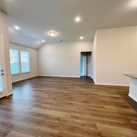 1310 Sundance Lane, Justin, TX 76247