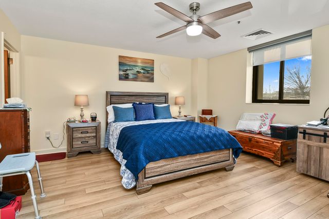 350 S John Q Hammons Parkway 3-C, Springfield, MO 65806