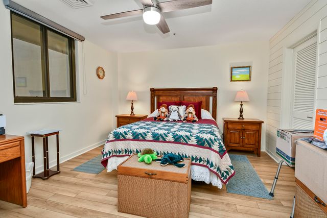 350 S John Q Hammons Parkway 3-C, Springfield, MO 65806