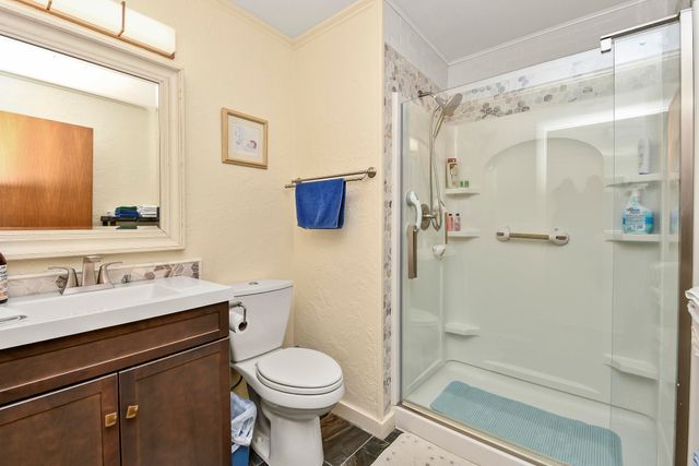 350 S John Q Hammons Parkway 3-C, Springfield, MO 65806