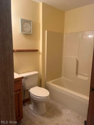 120 Thorn Way, Doylestown, OH 44230