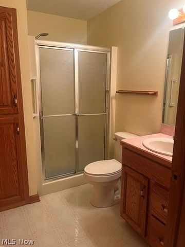 120 Thorn Way, Doylestown, OH 44230
