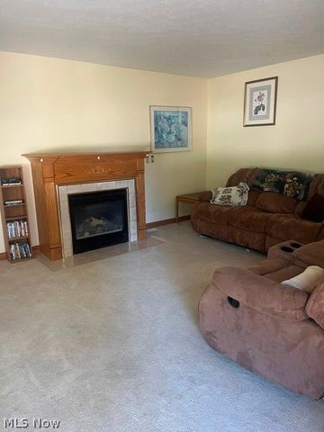 120 Thorn Way, Doylestown, OH 44230