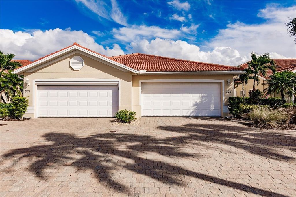 Image 1 of property listing at 323 MONACO DRIVE 10, Punta Gorda, FL 33950