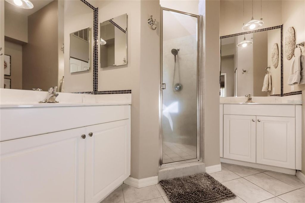 Image 20 of property listing at 323 MONACO DRIVE 10, Punta Gorda, FL 33950