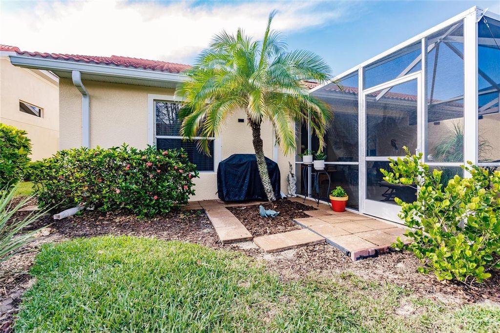 Image 39 of property listing at 323 MONACO DRIVE 10, Punta Gorda, FL 33950
