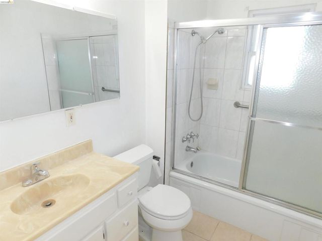 1391 Via Faisan, San Lorenzo, CA 94580