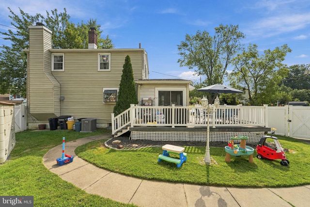 2647 UNION AVE, Pennsauken, NJ 08109