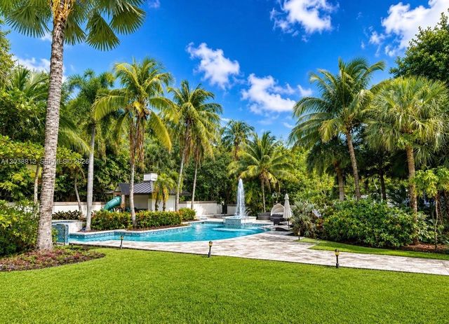 10395 SW 67th Ave, Pinecrest, FL 33156