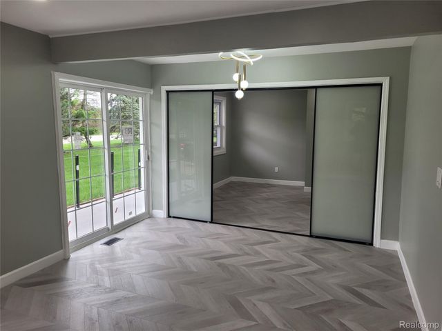 38525 Little Mack Avenue, Clinton Charter Township, MI 48036