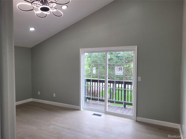38525 Little Mack Avenue, Clinton Charter Township, MI 48036