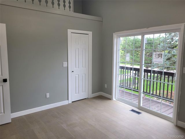 38525 Little Mack Avenue, Clinton Charter Township, MI 48036