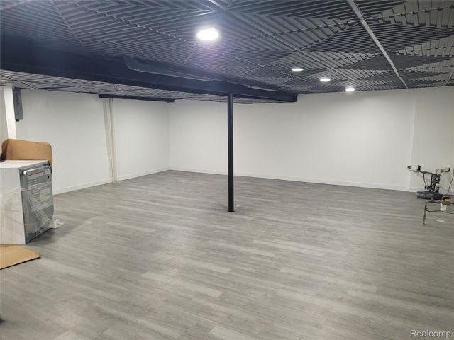 38525 Little Mack Avenue, Clinton Charter Township, MI 48036
