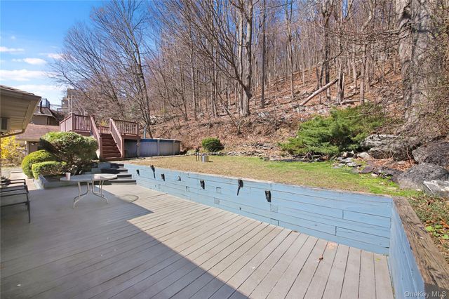 621 Jersey Avenue, Greenwood Lake, NY 10925