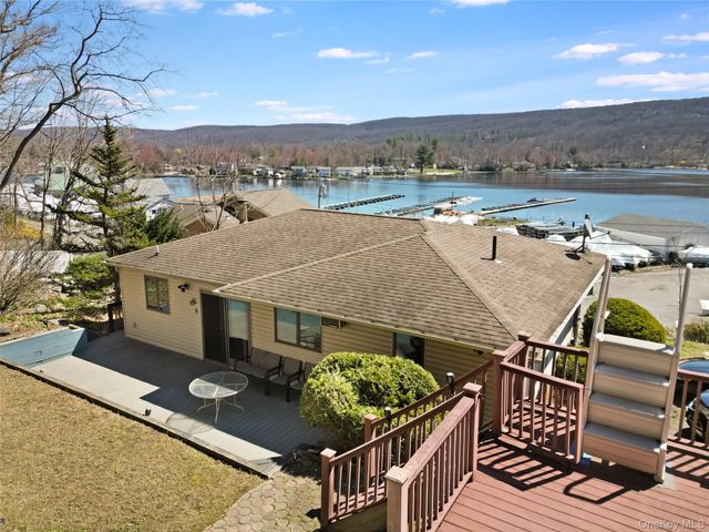 621 Jersey Avenue, Greenwood Lake, NY 10925