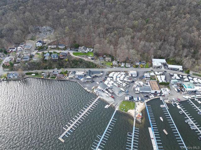 621 Jersey Avenue, Greenwood Lake, NY 10925