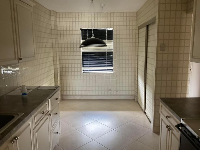 6768 N 10th Ave N 209, Lake Worth, FL 33467