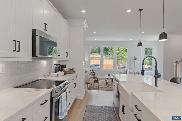 5012 LINDLEY PL, Charlottesville, VA 22901