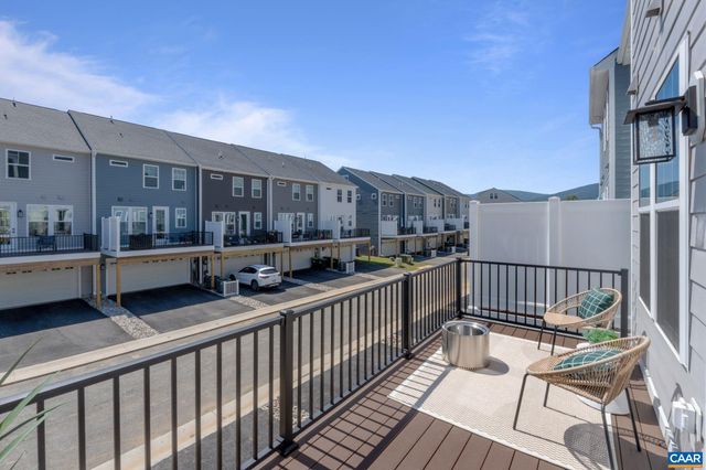 5012 LINDLEY PL, Charlottesville, VA 22901