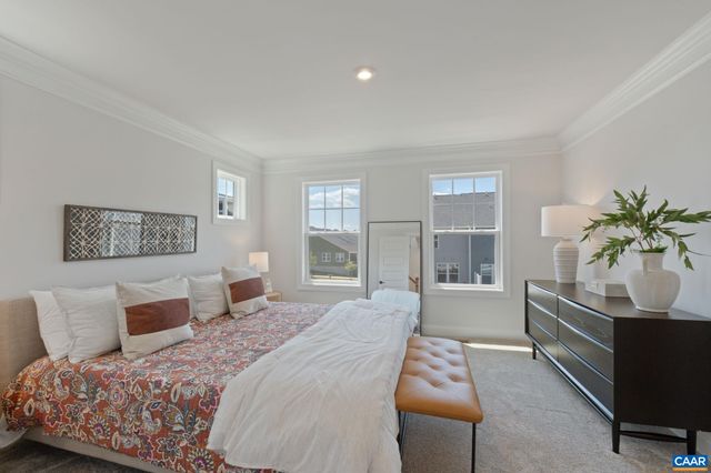 5012 LINDLEY PL, Charlottesville, VA 22901