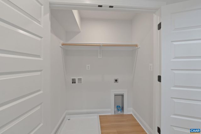 5012 LINDLEY PL, Charlottesville, VA 22901