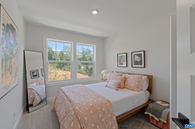 5012 LINDLEY PL, Charlottesville, VA 22901