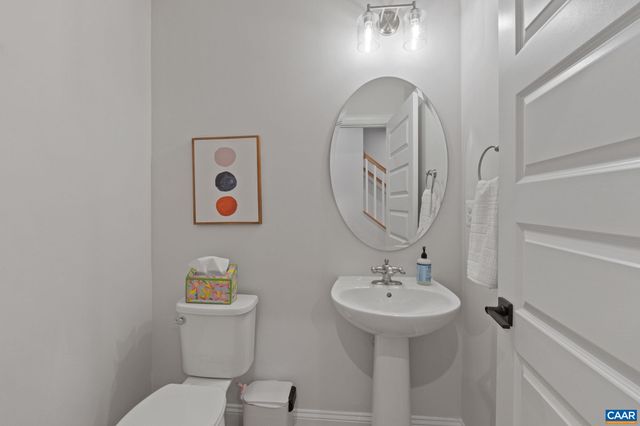 5012 LINDLEY PL, Charlottesville, VA 22901