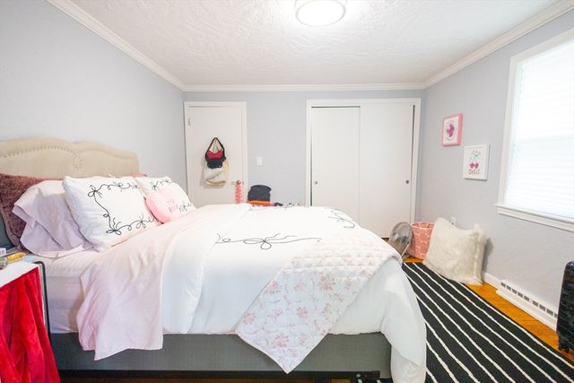 40 Neal St, Walpole, MA 02081