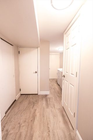 40 Neal St, Walpole, MA 02081
