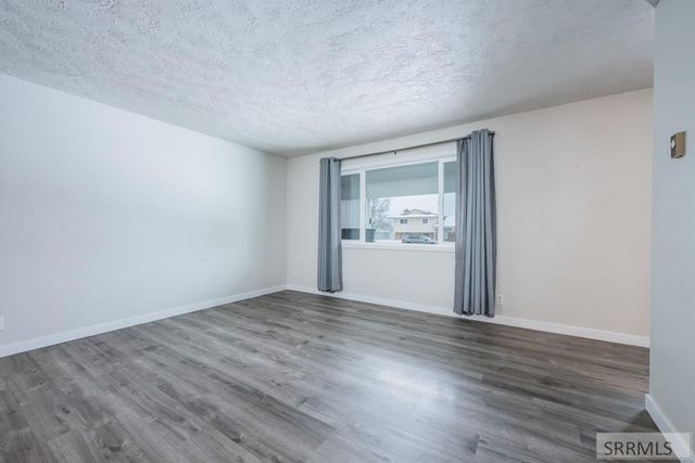 2415 Eastview Drive, Idaho Falls, ID 83401