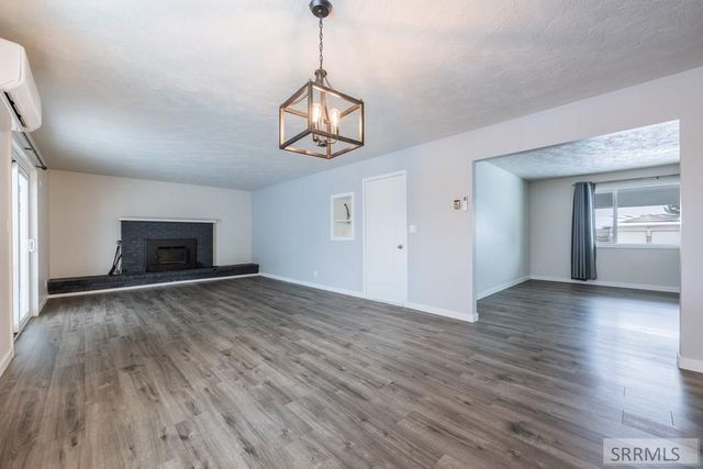 2415 Eastview Drive, Idaho Falls, ID 83401