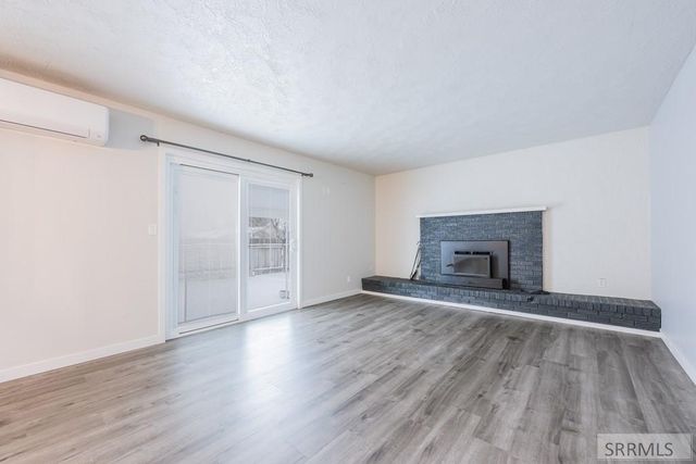 2415 Eastview Drive, Idaho Falls, ID 83401