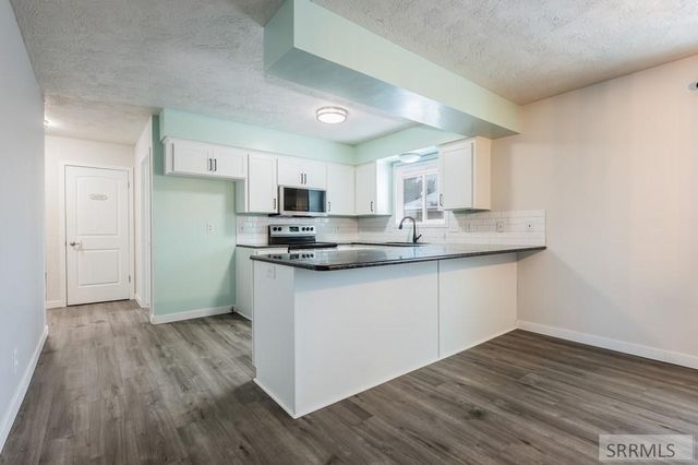 2415 Eastview Drive, Idaho Falls, ID 83401