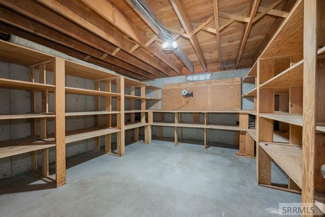 2415 Eastview Drive, Idaho Falls, ID 83401