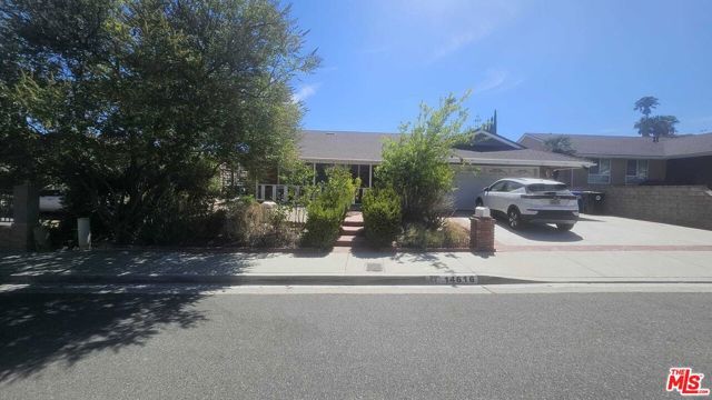 14616 Daisy Meadow Street, Santa Clarita, CA 91387