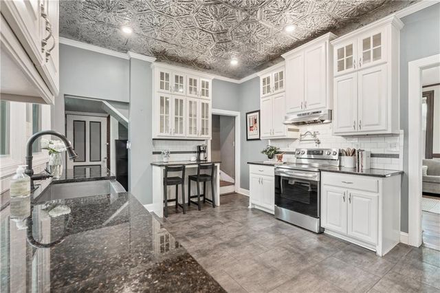 2406 Brooklyn Avenue, Kansas City, MO 64127
