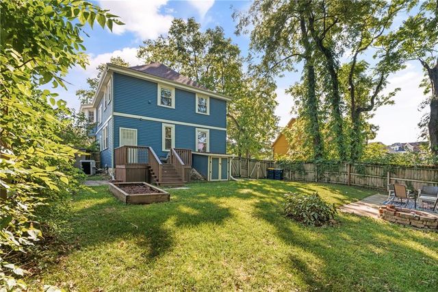2406 Brooklyn Avenue, Kansas City, MO 64127