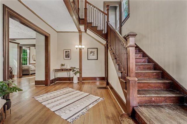 2406 Brooklyn Avenue, Kansas City, MO 64127