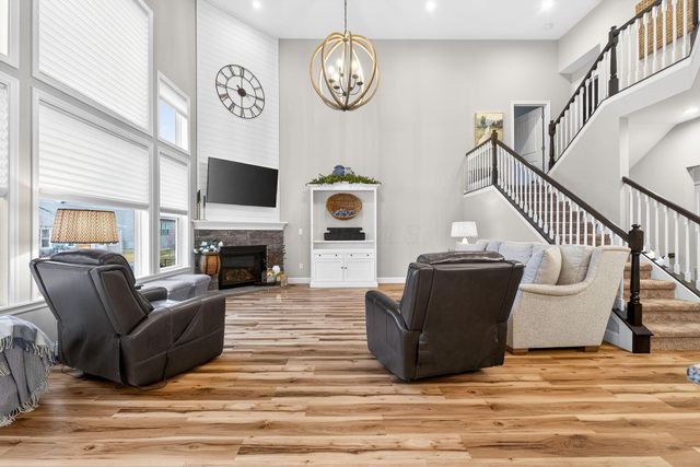 143 Cinnamon Teal Street, Pickerington, OH 43147