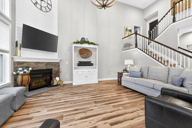 143 Cinnamon Teal Street, Pickerington, OH 43147