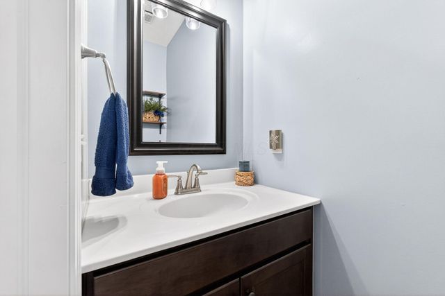 143 Cinnamon Teal Street, Pickerington, OH 43147