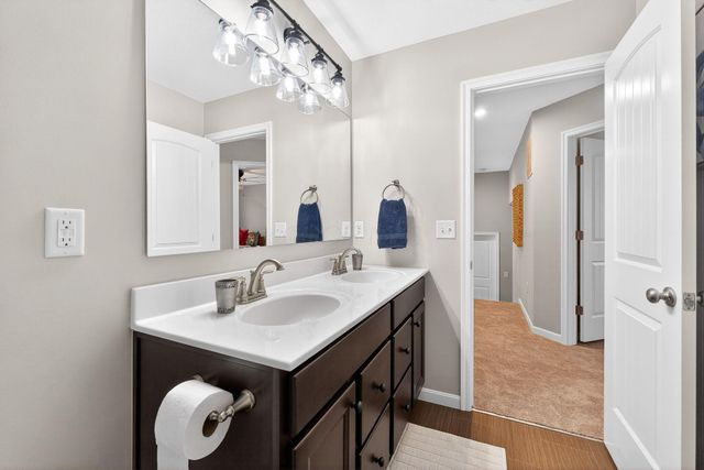 143 Cinnamon Teal Street, Pickerington, OH 43147