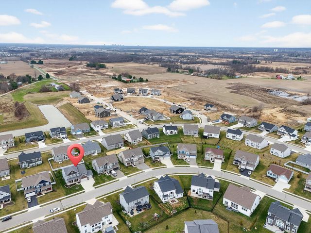 143 Cinnamon Teal Street, Pickerington, OH 43147