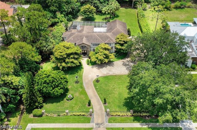 9250 The LN, Naples, FL 34109