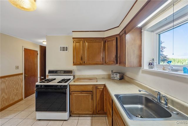 4247 Otisco Rd, Otisco, NY 13159