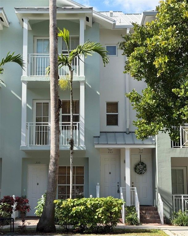353 SW 13 Terrace 353, Fort Lauderdale, FL 33312