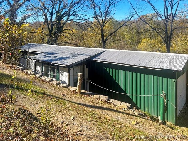 8273 E Doe Run Road, Madison, IN 47250