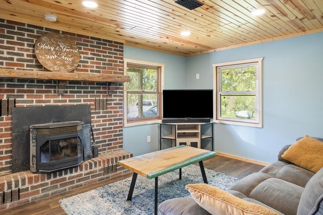 1674 W 104th Street, Ashland Twp, MI 49327